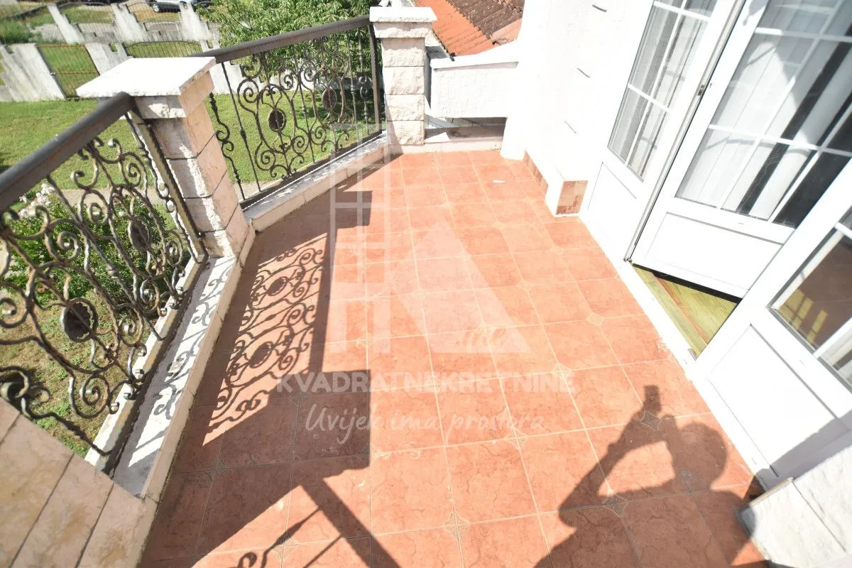 Rent, house, 410m², Donja Gorica, Podgorica