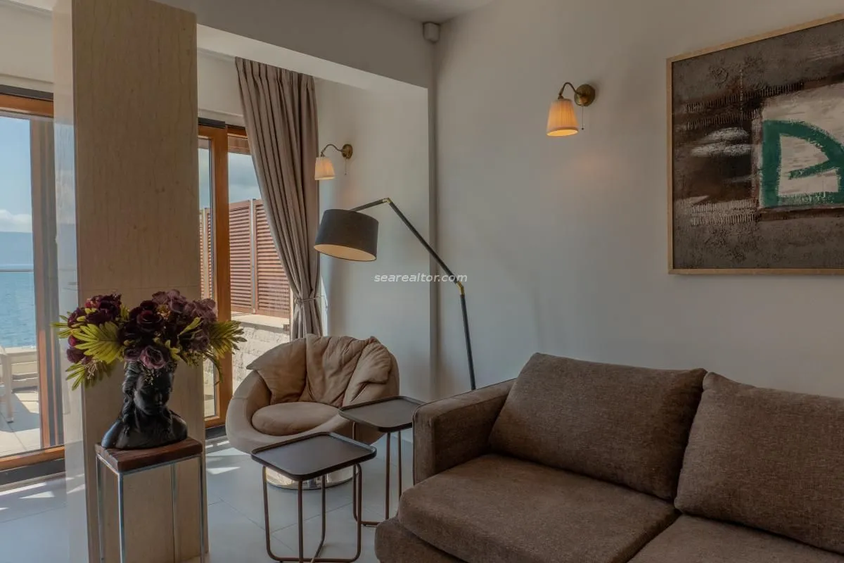 Prodaja, dvosoban stan, 93m², Donja Lastva, Tivat