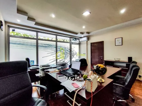 Izdavanje, poslovni prostor, 60m², Pobrežje, Podgorica - image 3