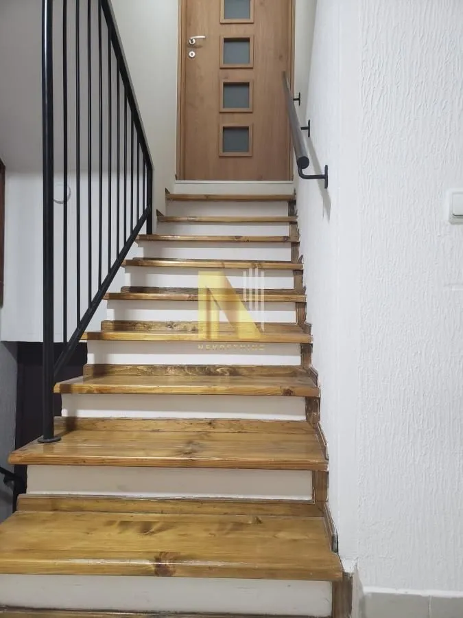 Prodaja, kuća, 350m², Sremska Kamenica, Petrovaradin