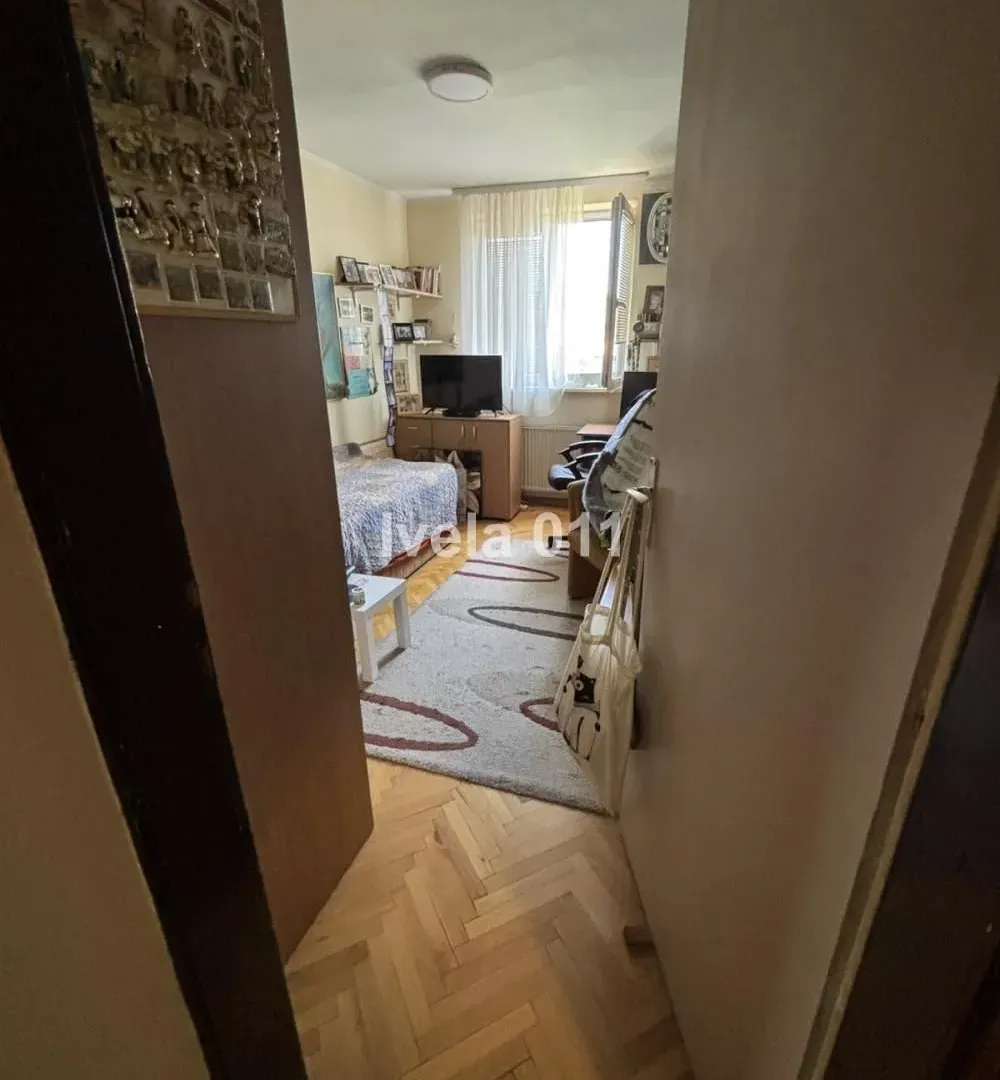 Prodaja, trosoban stan, 70m², Karaburma, Palilula Sve Podlokacije