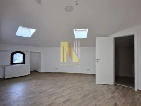 Izdavanje, poslovni prostor, 950m², Adamovićevo Naselje, Novi Sad Sve Podlokacije - image 12