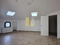 Rent, office space, 950m², Adamovićevo Naselje, Novi Sad Sve Podlokacije - image 12