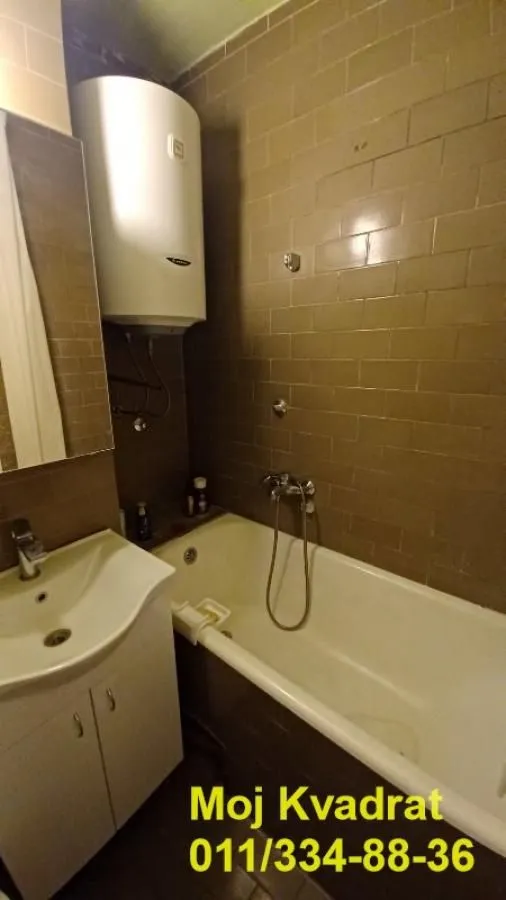 Prodaja, trosoban stan, 75m², Banovo Brdo, Beograd