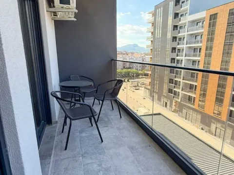 Rent, two bedroom apartment, 65m², Stari Aerodrom, Podgorica - image 11