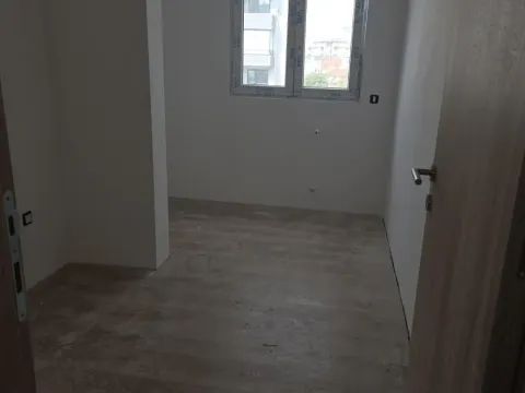 Sale, three bedroom apartment, 72m², Medijana, Niš - image 9