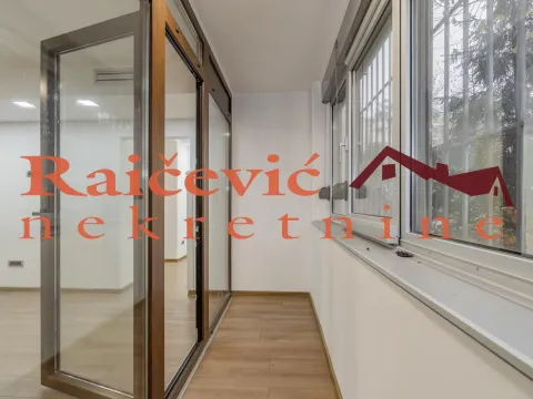 Sale, two bedroom apartment, 70m², Filmski Grad, Beograd - image 6