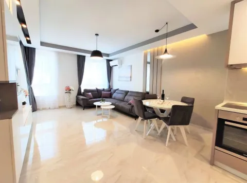 Rent, one bedroom apartment, 46m², Centar, Budva - image 2
