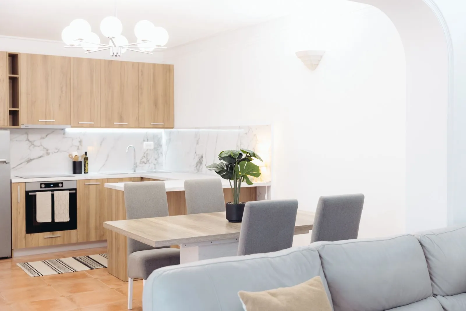 Sale, two bedroom apartment, 74m², Sveti Stefan, Budva