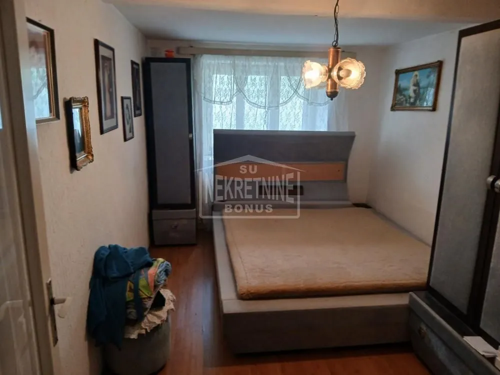 Prodaja, kuća, 316m², Čantavir, Subotica