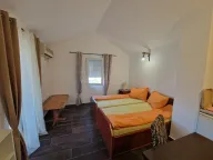 Izdavanje, stan, 70m², Tivat, Crna Gora - image 2