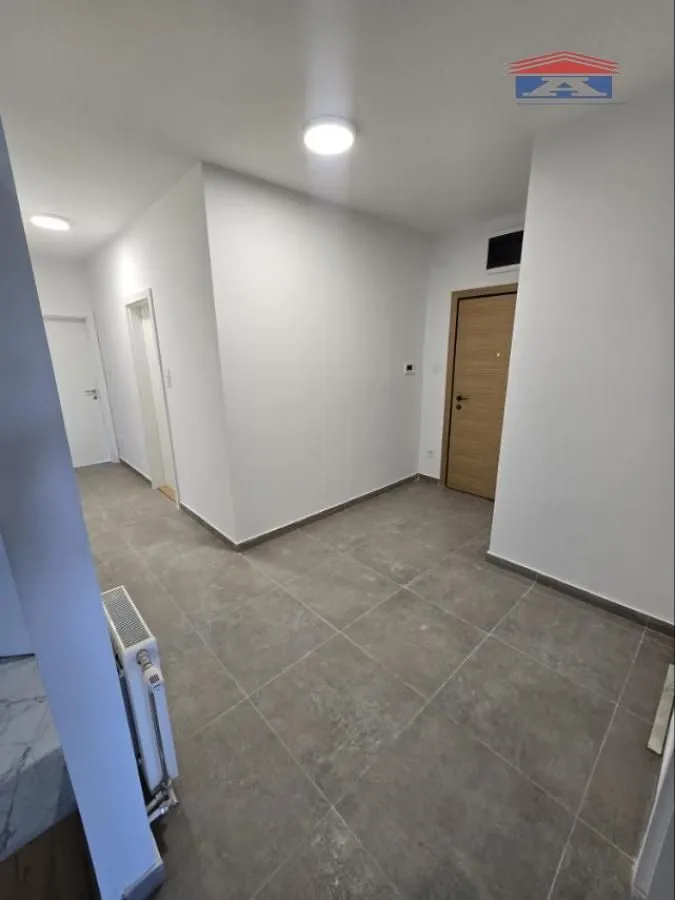Prodaja, četvorosoban stan, 95m², Avijatičarsko naselje, Novi Sad Sve Podlokacije