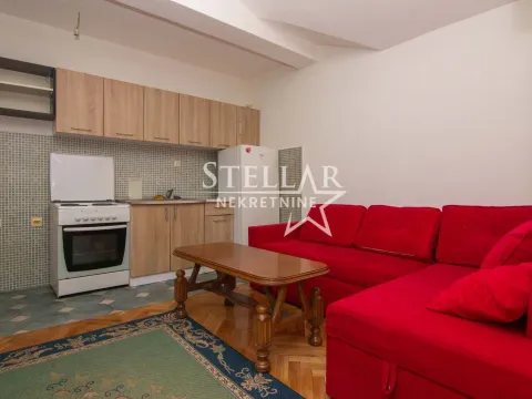 Izdavanje, stan, 42m², Zabjelo, Podgorica - image 1