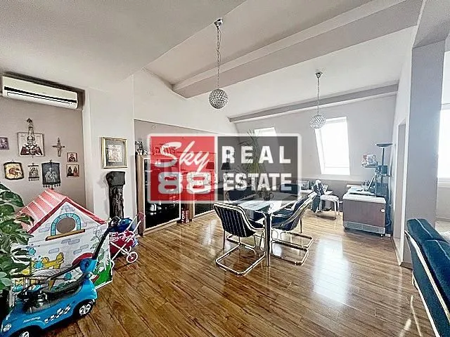 Sale, four bedroom apartment, 160m², Vračar Hram, Vračar Sve Podlokacije