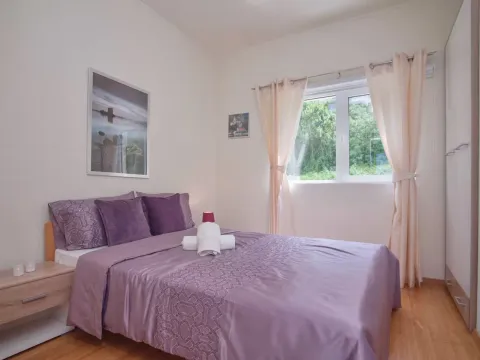 Prodaja, trosoban stan, 100m², Prčanj, Kotor - image 7