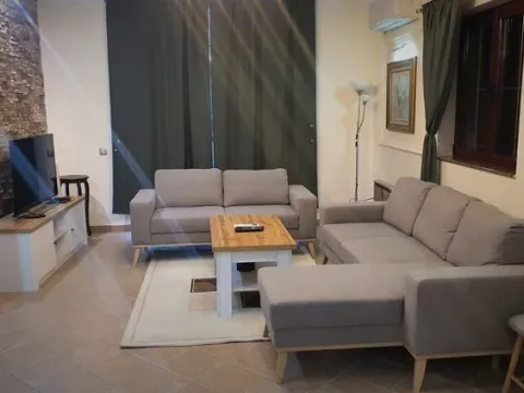 Izdavanje, kuća, 250m², Donja Gorica, Podgorica - image 5