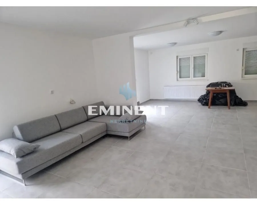 Rent, house, 220m², Mirijevo 1, Mirijevo Sve Podlokacije