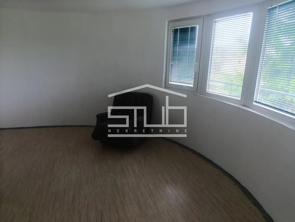 Izdavanje, kuća, 200m², Filmski Grad, Beograd