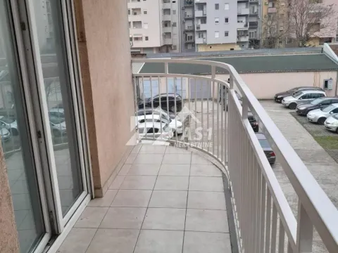 Izdavanje, trosoban stan, 60m², Nova Detelinara, Novi Sad Sve Podlokacije - image 10