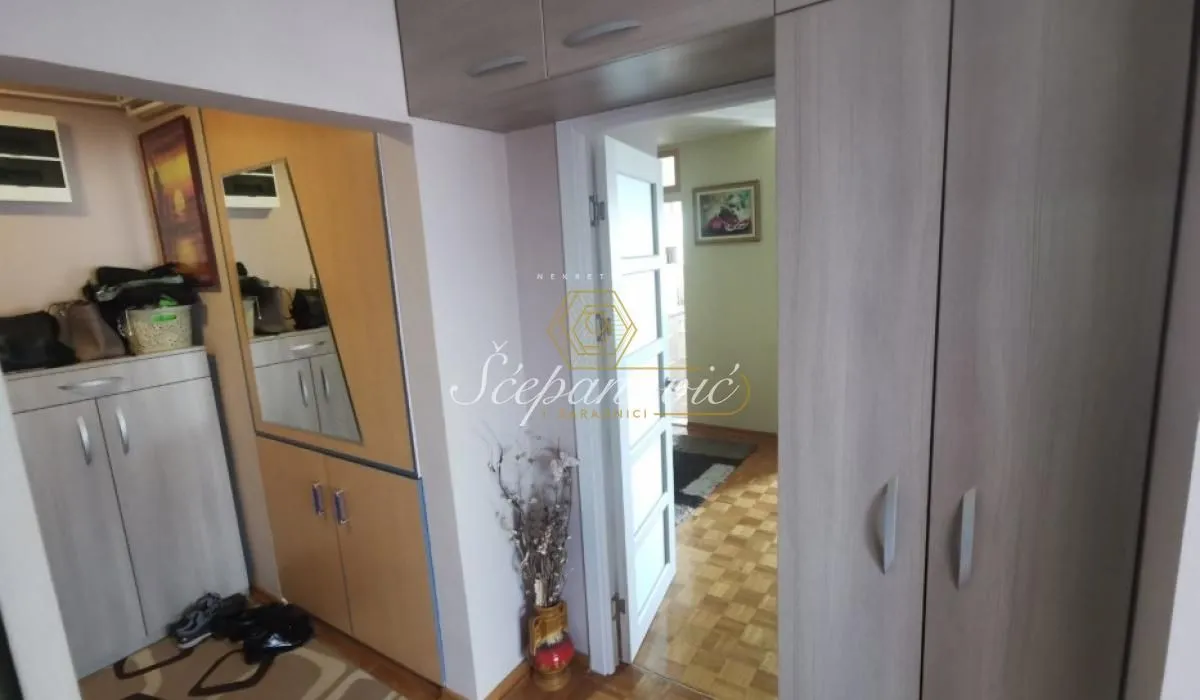 Prodaja, dvosoban stan, 59m², Novo naselje, Novi Sad