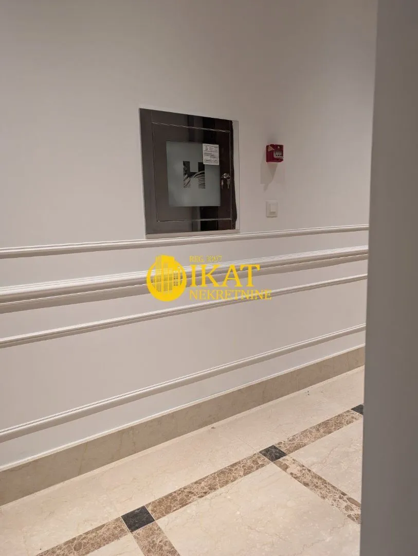 Prodaja, četvorosoban stan, 149m², Vračar Centar, Vračar Sve Podlokacije