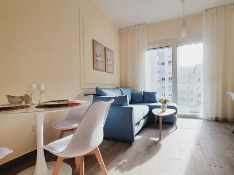 Izdavanje, jednosoban stan, 49m², Bečići, Budva - image 10