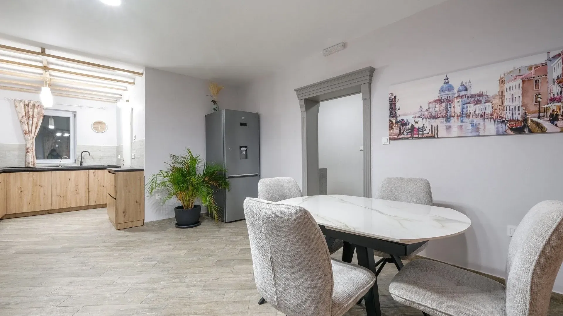 Prodaja, kuća, 198m², Dumidran, Tivat