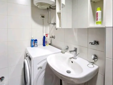 Prodaja, dvosoban stan, 74m², City Kvart, Podgorica - image 4