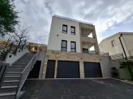 Sale, house, 400m², Bar, Crna Gora