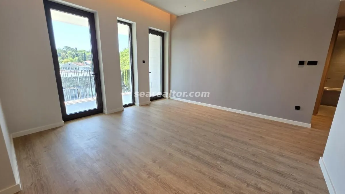 Prodaja, dvosoban stan, 90m², Porto Montenegro, Tivat