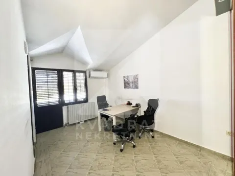Rent, office space, 150m², Zabjelo, Podgorica - image 5