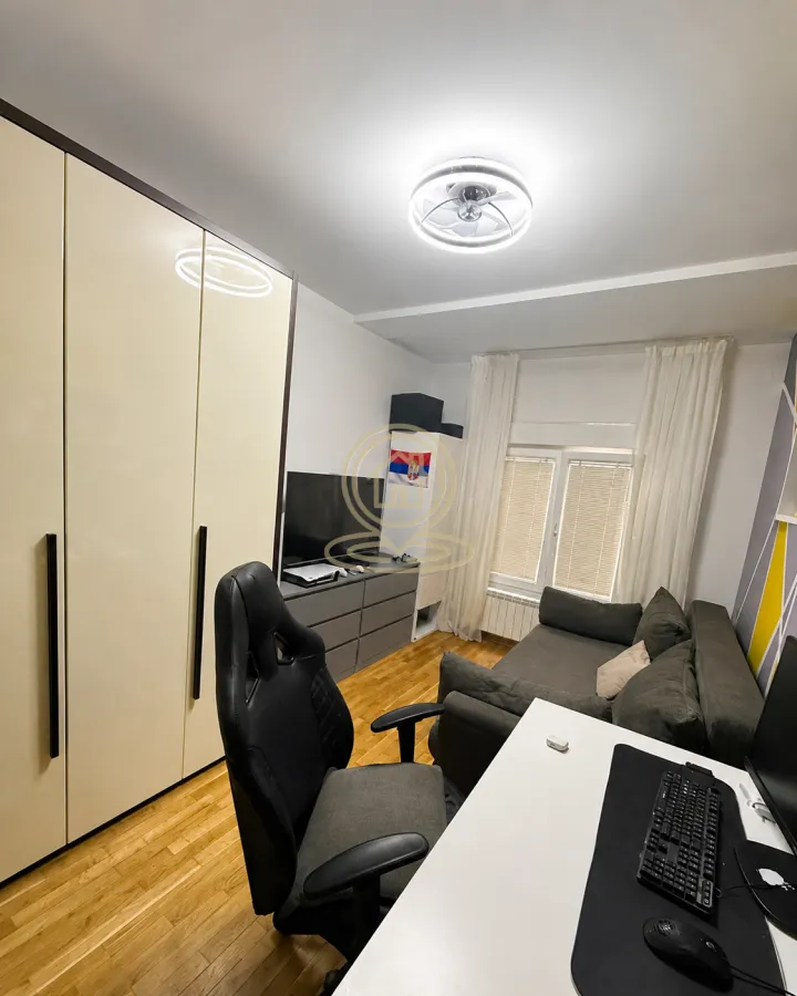 Rent, three bedroom apartment, 85m², Cvetkova Pijaca, Zvezdara Sve Podlokacije