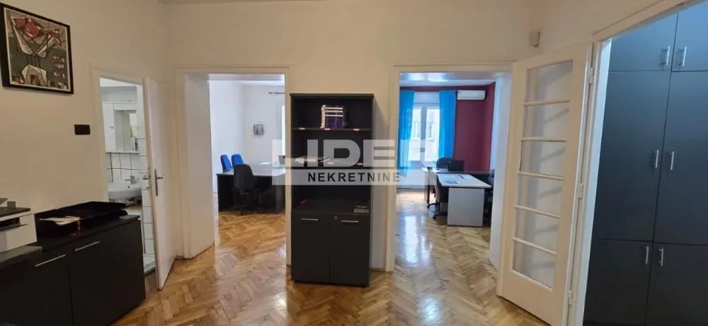 Rent, office space, 100m², Savski Venac, Beograd