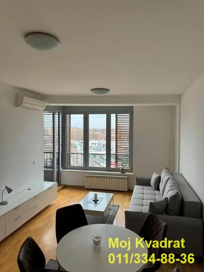 Izdavanje, dvosoban stan, 41m², Stari Grad, Beograd