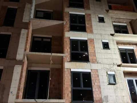 Sale, one bedroom apartment, 53m², Bar, Crna Gora - image 4