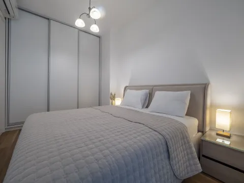 Rent, one bedroom apartment, 50m², Centar, Budva - image 4