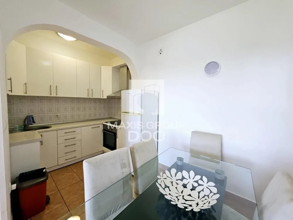 Rent, three bedroom apartment, 90m², Savski Venac, Beograd
