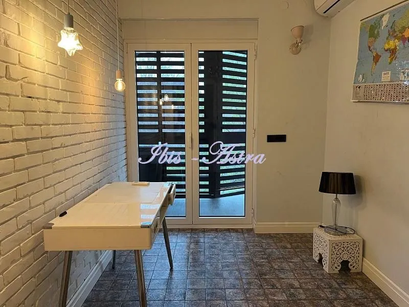 Rent, apartment, 120m², Kalenić Pijaca, Vračar Sve Podlokacije