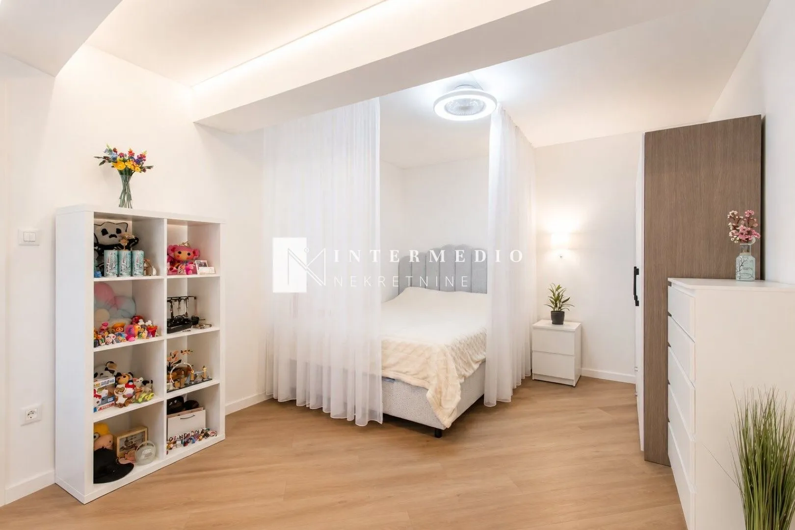 Prodaja, dvosoban stan, 80m², Đenovići, Herceg Novi