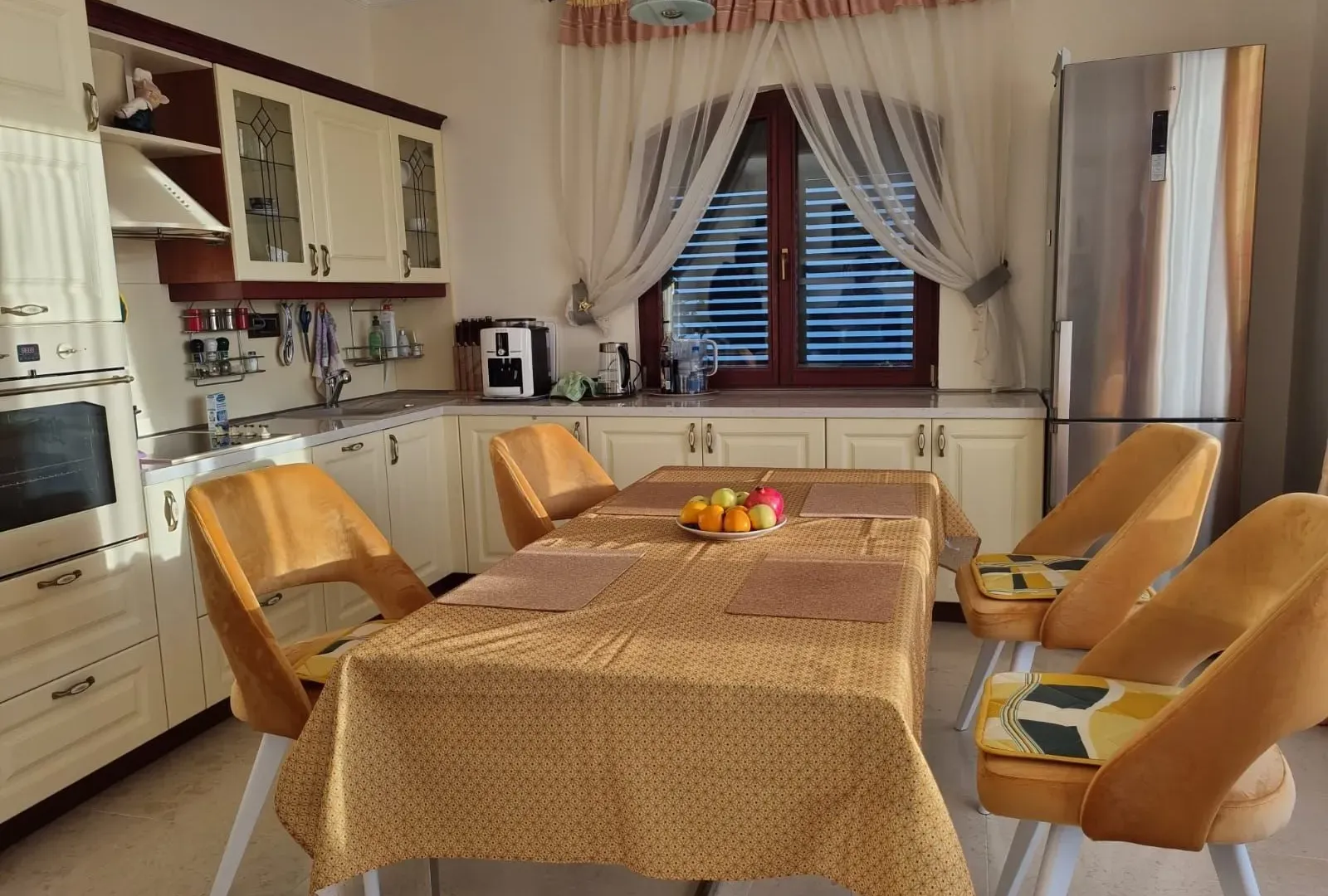 Sale, two bedroom apartment, 113m², Petrovac, Budva