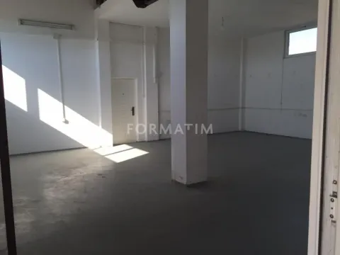 Prodaja, poslovni prostor, 1100m², Veliki Crljeni, Lazarevac - image 2