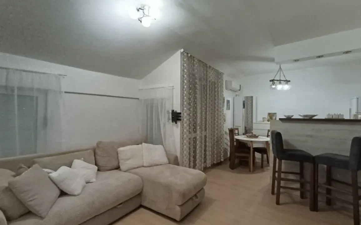 Rent, studio apartment, 36m², Stari Aerodrom, Podgorica