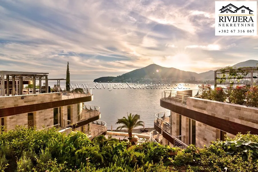 Sale, two bedroom apartment, 146m², Bečići, Budva
