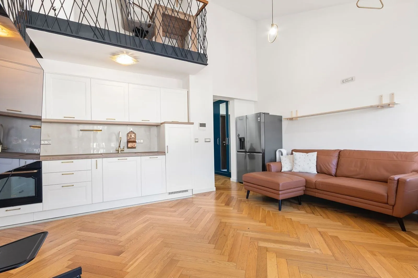 Prodaja, dvosoban stan, 68m², Tivat, Crna Gora