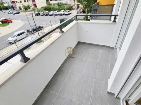 Sale, one bedroom apartment, 45m², Zabjelo, Podgorica - image 9