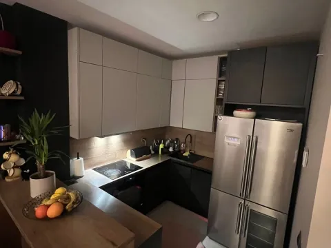 Prodaja, jednosoban stan, 66m², Kod Capital Plaze, Podgorica - image 2