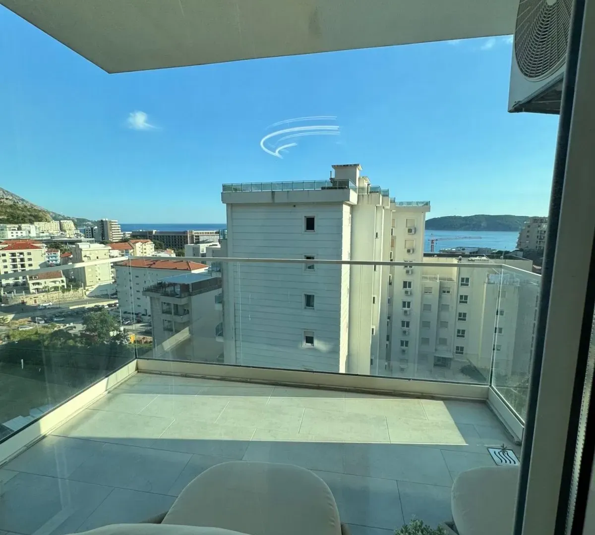Prodaja, dvosoban stan, 74m², Bečići, Budva