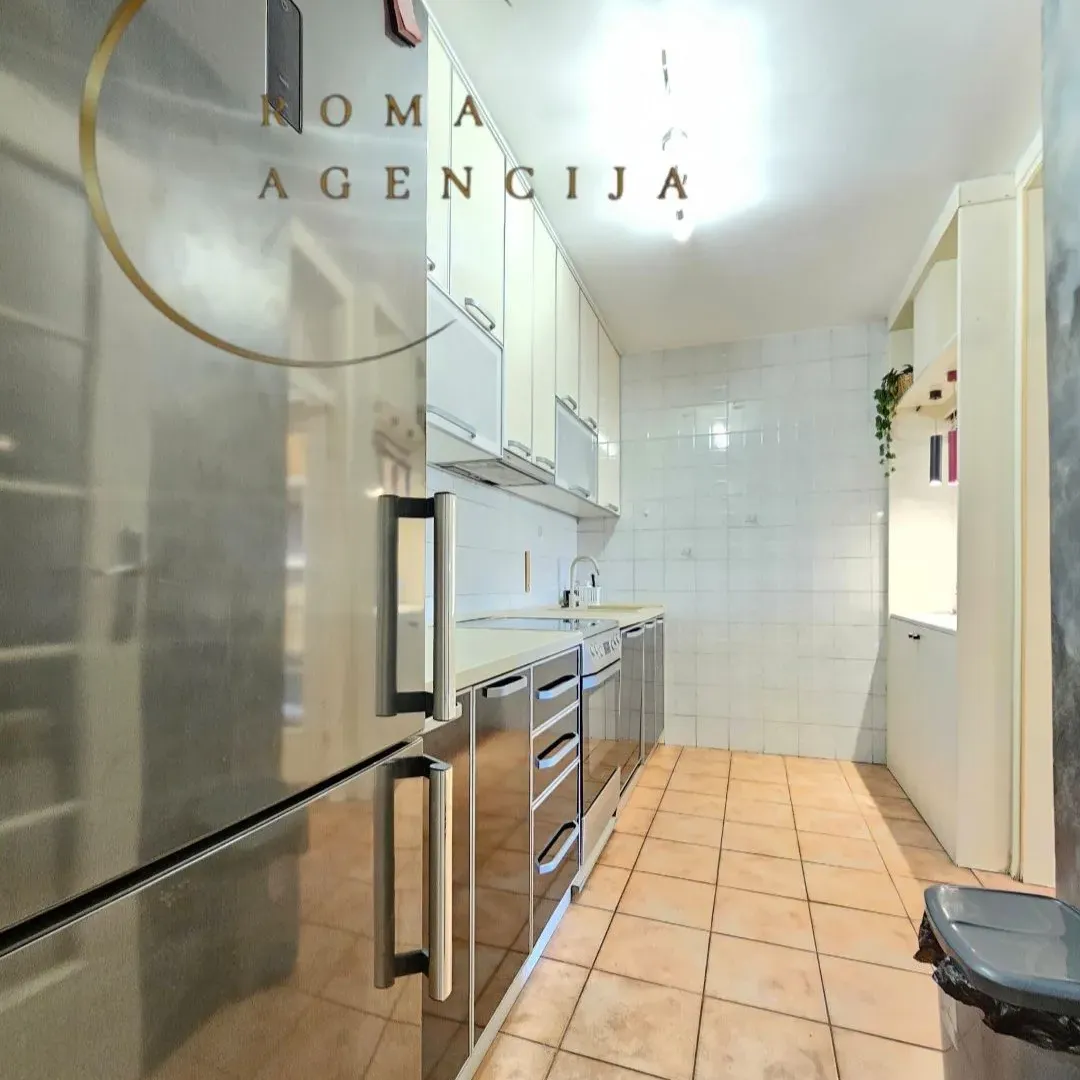 Izdavanje, dvosoban stan, 86m², Preko Morače, Podgorica