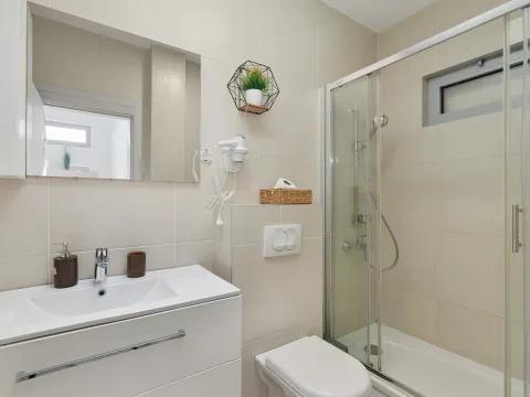 Prodaja, kuća, 233m², Kotor, Crna Gora - image 19