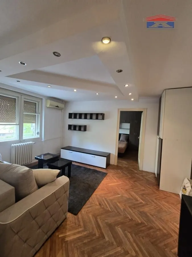 Prodaja, dvosoban stan, 45m², Detelinara, Novi Sad Sve Podlokacije